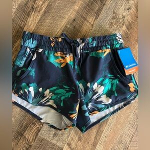 Columbia Athletic Shorts Blue and Green Dynamic Design